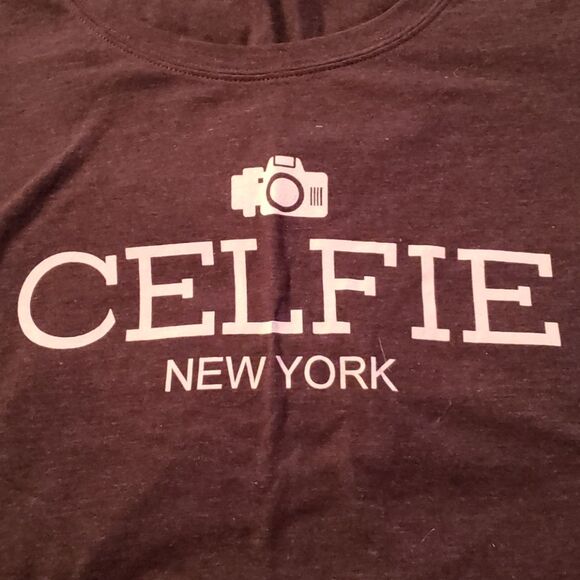 Celfie dark grey tee size XL - Picture 2 of 2